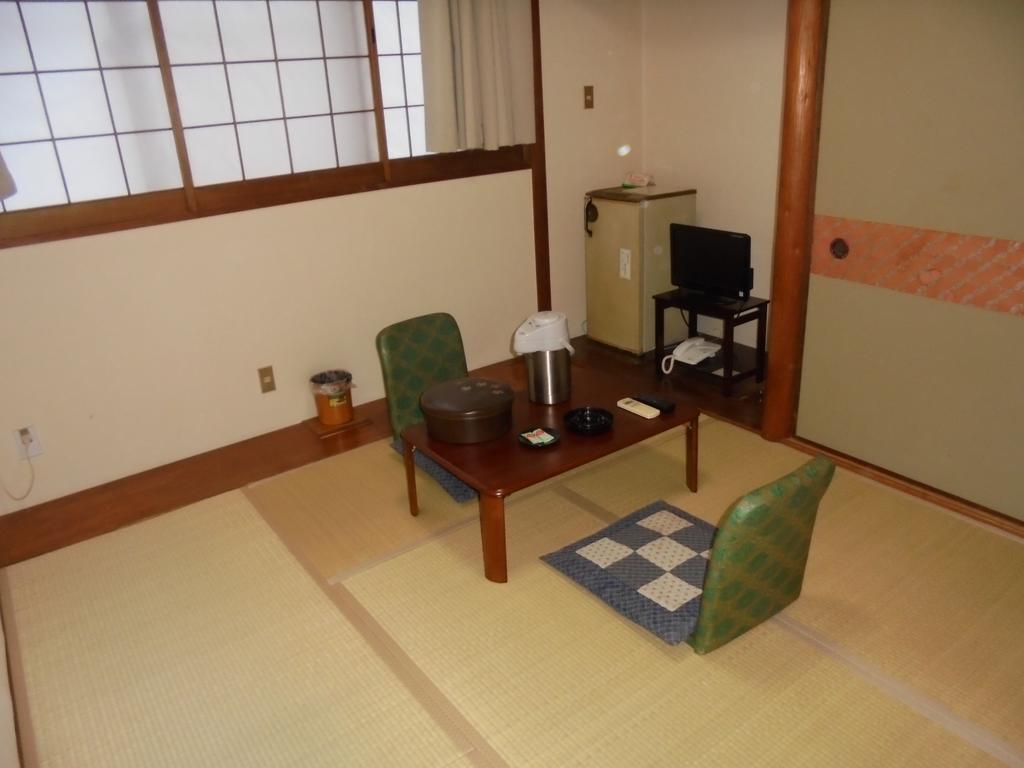 Yoshino Ryokan Osaka Exterior photo